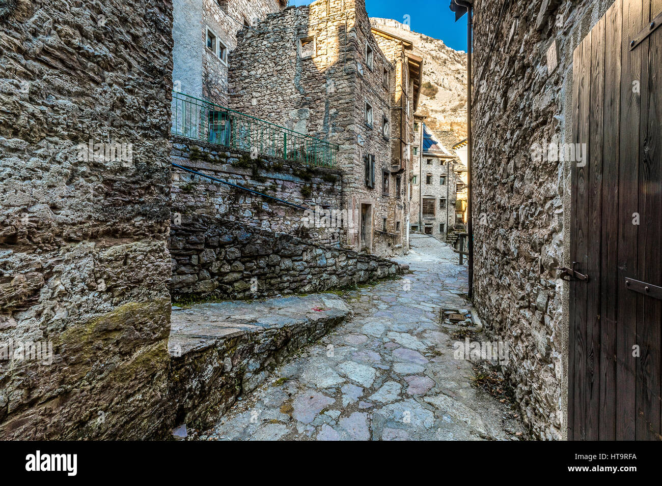 Italia Friuli Dolomiti Friulane Parco naturale Valcellina - Il villaggio di Casso Foto Stock