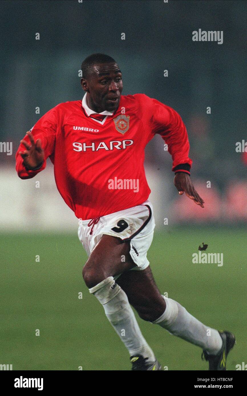 ANDY COLE MANCHESTER UNITED FC 21 Aprile 1999 Foto Stock