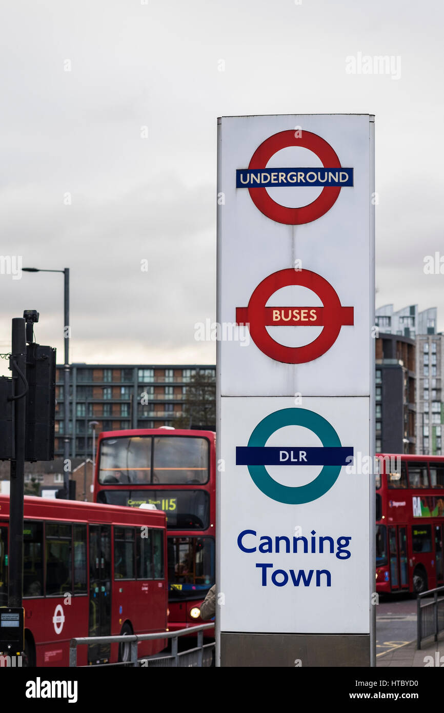 La Canning Town Stazione Bus & hub di interscambio, Canning Town, Londra, Inghilterra, Regno Unito Foto Stock