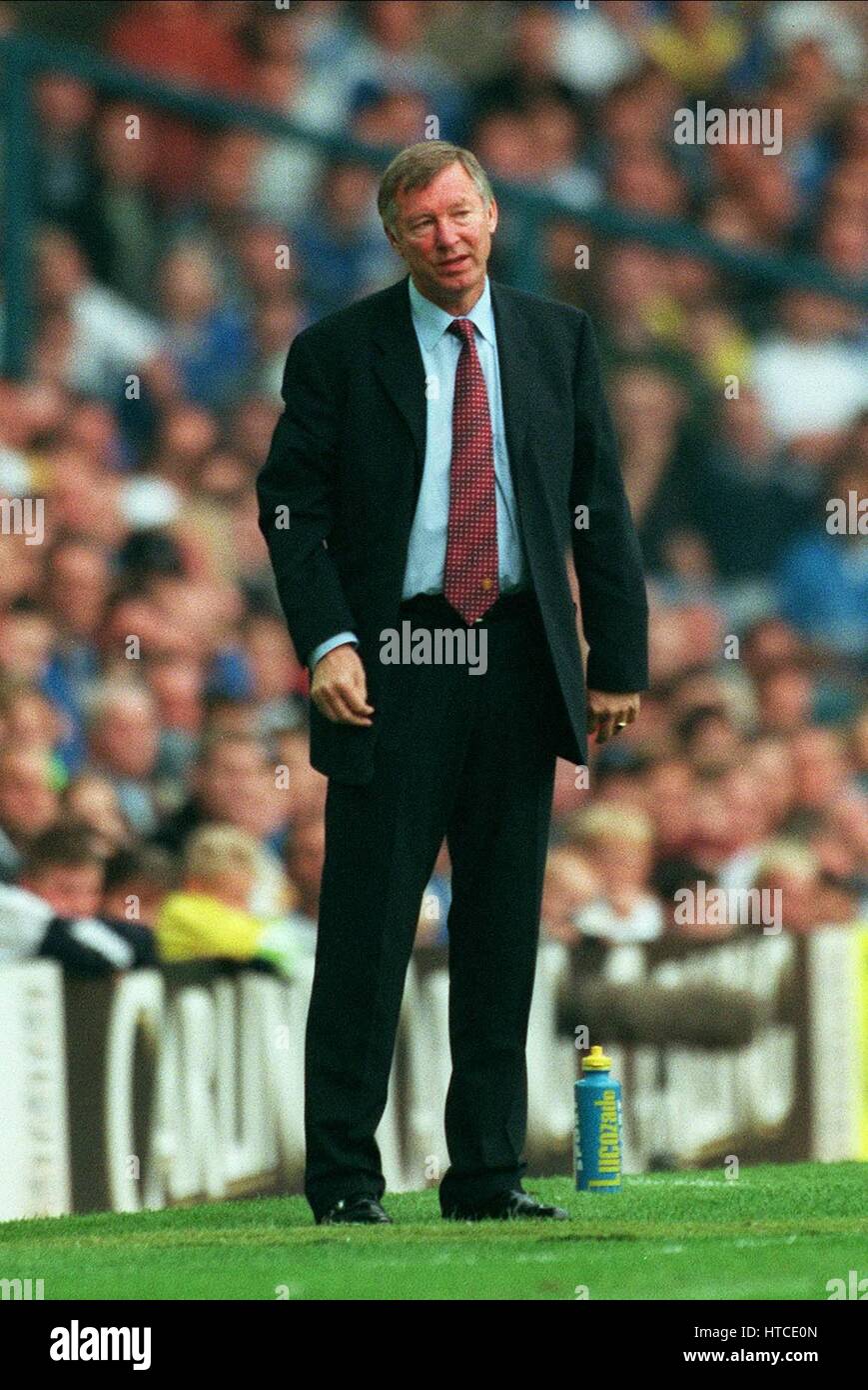Il sir Alex Ferguson MANCHESTER UNITED FC MANAGER 08 Agosto 1999 Foto Stock