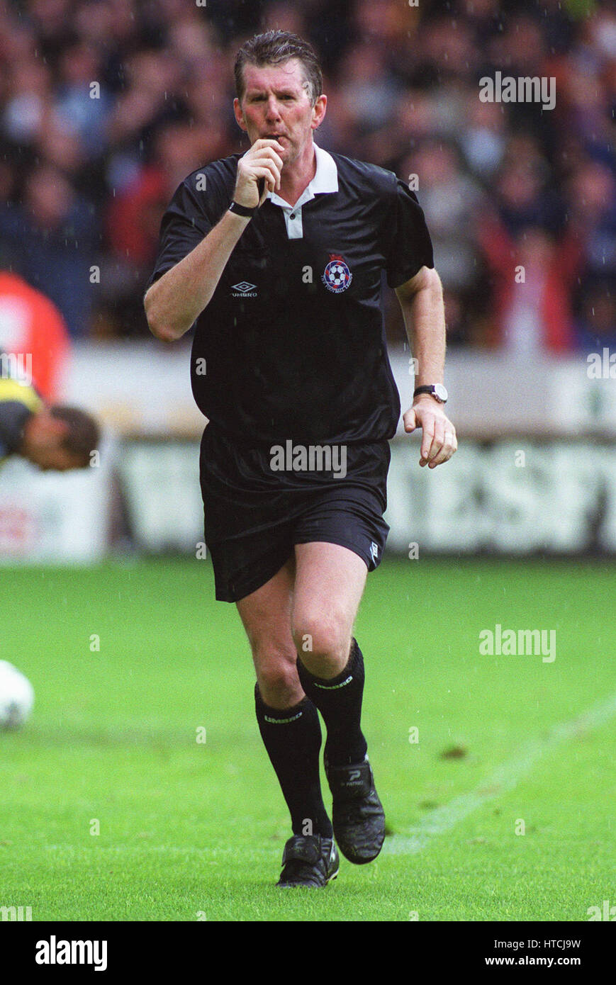 WILLIAM BURNS A LIVELLO NAZIONALE LEAGUE ARBITRO 04 Ottobre 1999 Foto Stock