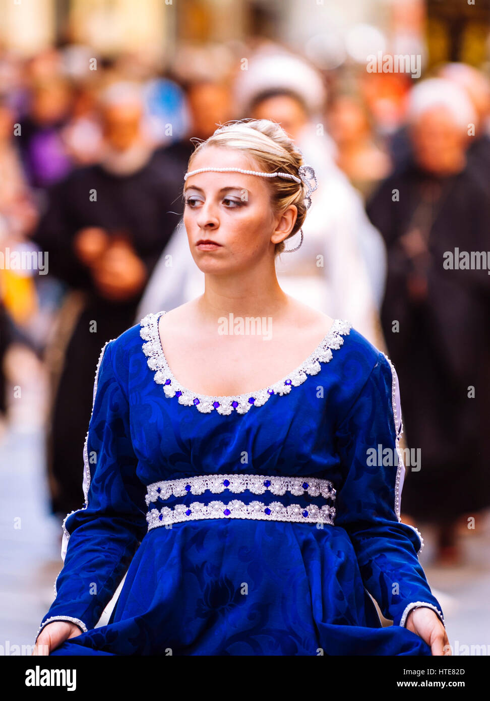 Asti, Italia - 19 Settembre 2010: la principessa medievale, durante la rievocazione storica del Palio di Asti in Piemonte, Italia- Signora del Medioevo Foto Stock