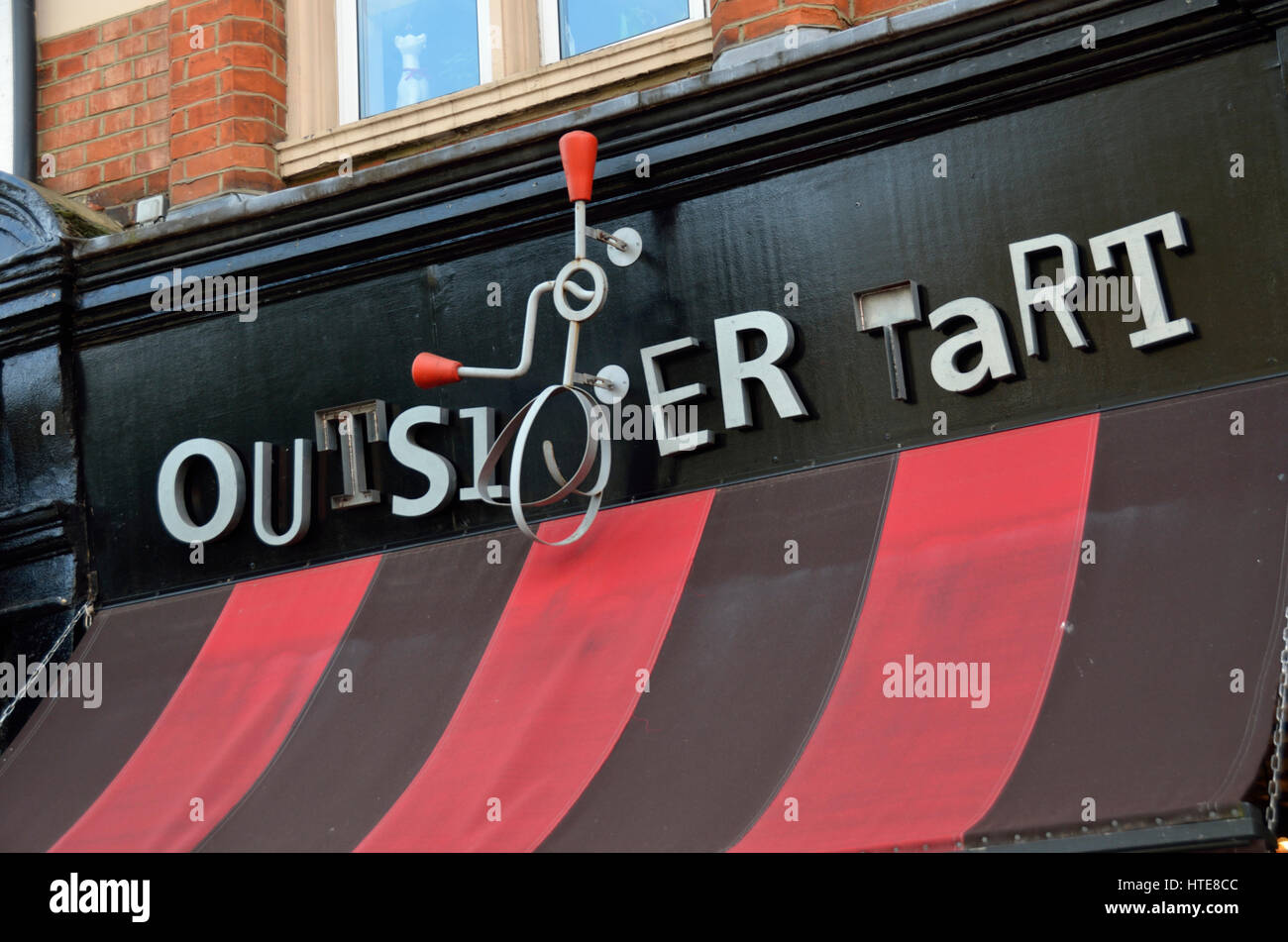 Outsider Tart cake shop a Chiswick, Londra, Regno Unito. Foto Stock