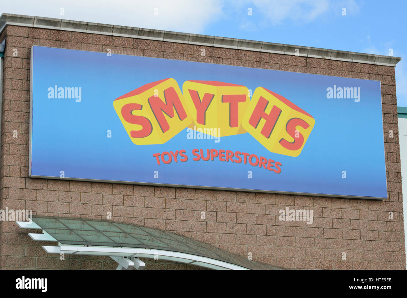 Signori Smyth toy superstore segno, Ponte Friern Retail Park, London, Regno Unito. Foto Stock