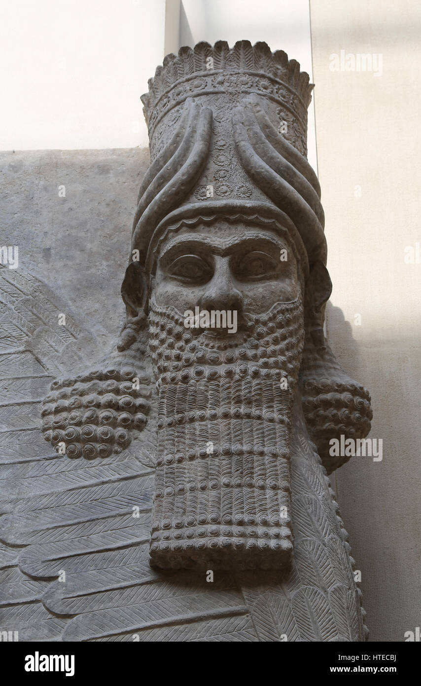 Lamassu dal palazzo di Sargon II Gli Assiri. 721-705 A.C. Khorsabad Palace. Dettaglio testa. Il museo del Louvre. Parigi. La Francia. Foto Stock
