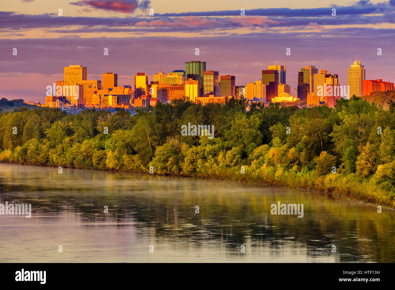 Edmonton city centre e a nord del Fiume Saskatchewan, Edmonton Alberta Foto Stock