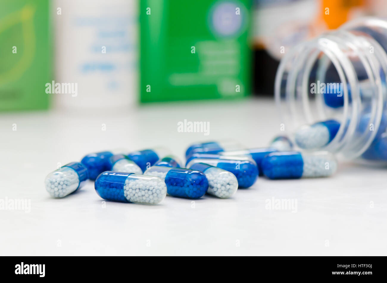 Molte pillole capsule close up. pillola capsula medicina health care farmacia macro concetto di farmaco Foto Stock