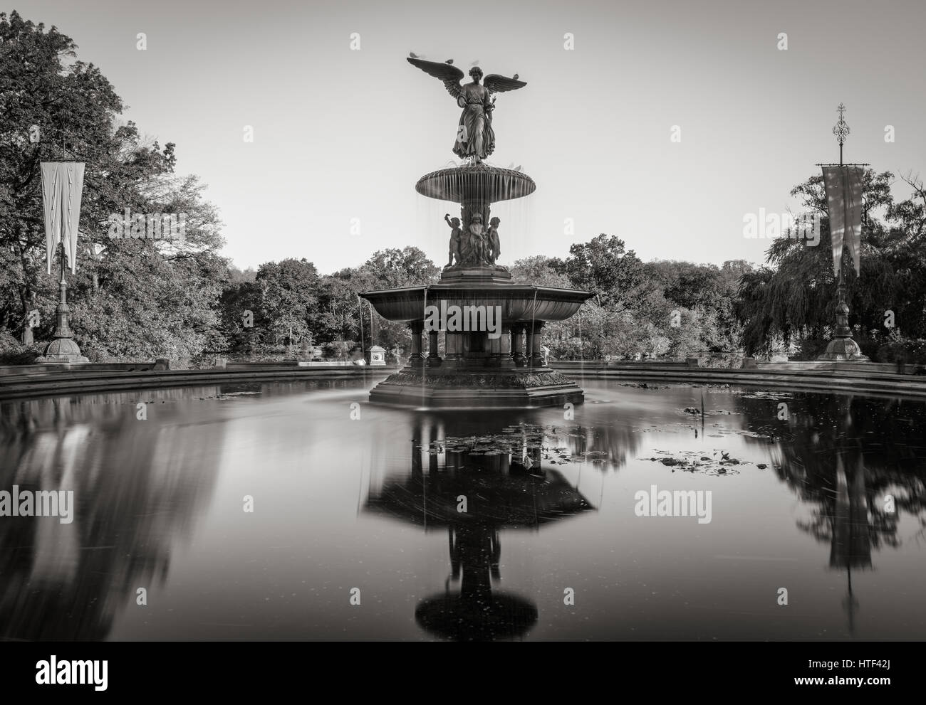 Fontana di Bethesda di Central Park. In bianco e nero. Manhattan, New York City Foto Stock