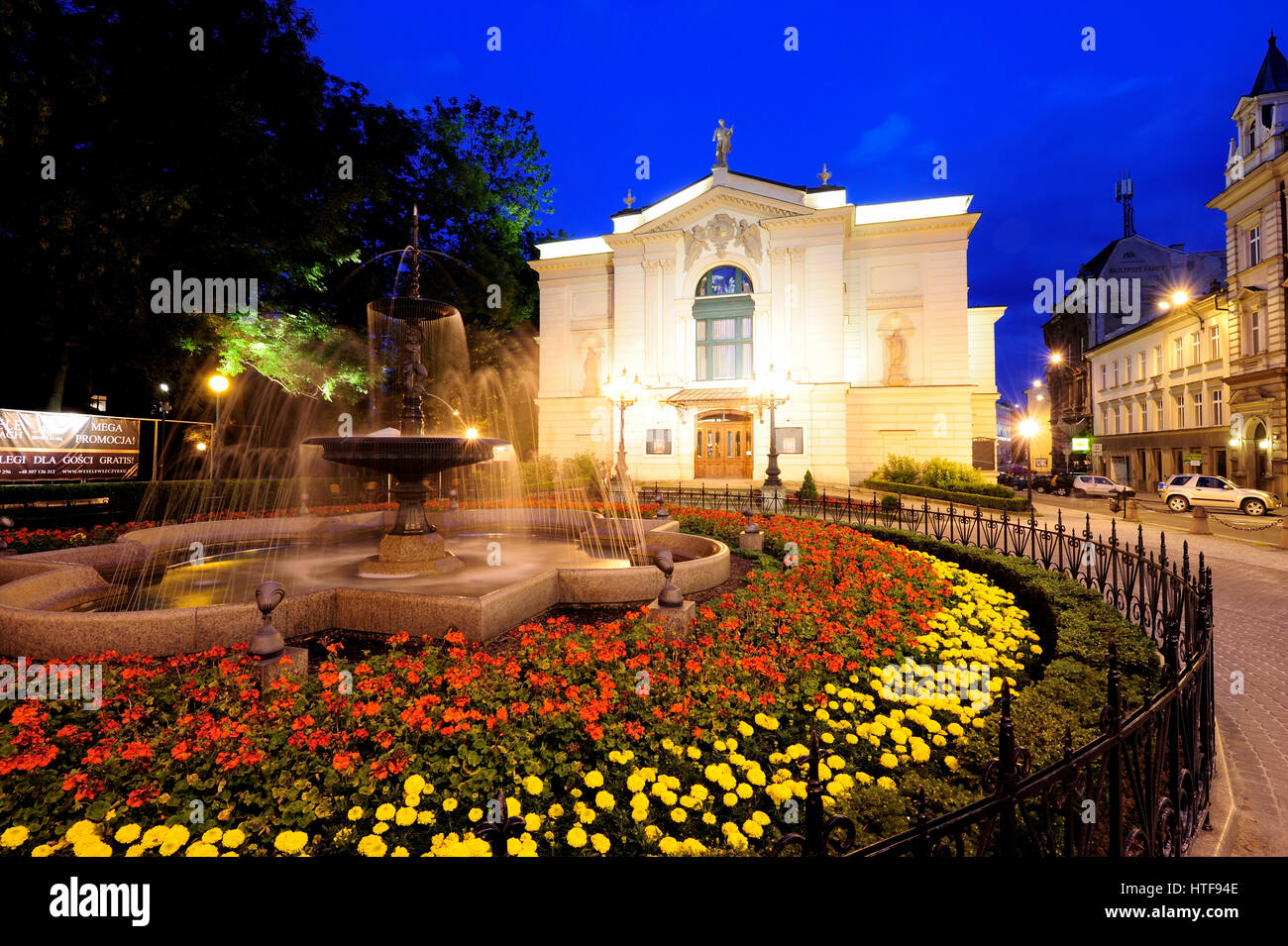 Architettura, biala, bielsko e bielsko-biala, città, fontana, orizzontale, mercato vecchio, Polonia, polen, Slesia, street, teatro, turismo, città, viaggi Foto Stock