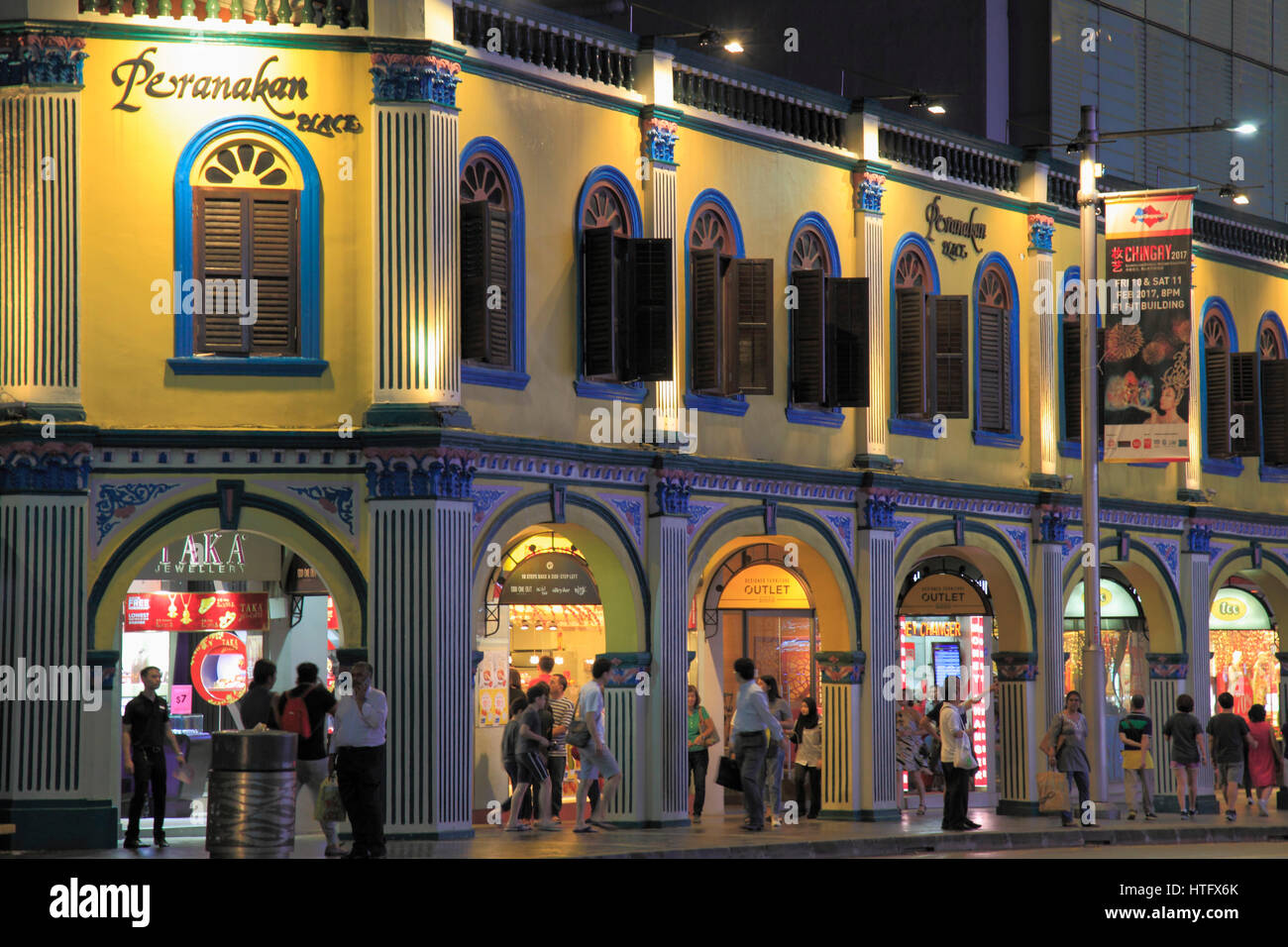 Di Singapore, Orchard Road, luogo Peranakan, negozi, persone, vita notturna, Foto Stock