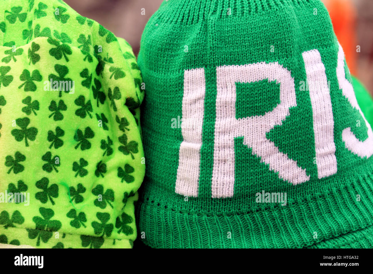 A tema irlandese cappelli a san Patrizio parata del giorno Foto Stock