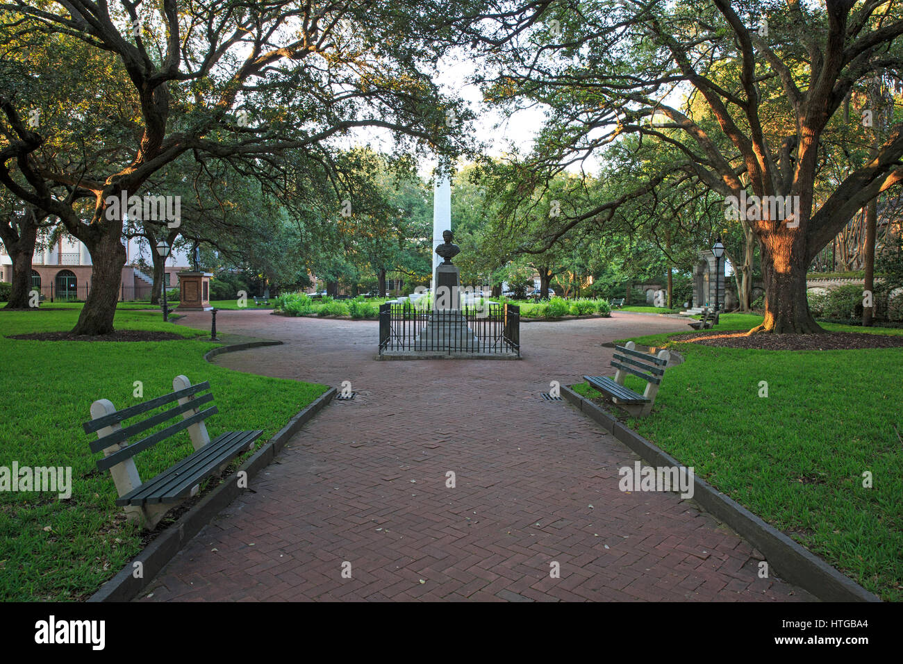 Washington Square, Charleston, Sc. La statua di George Washington. Foto Stock