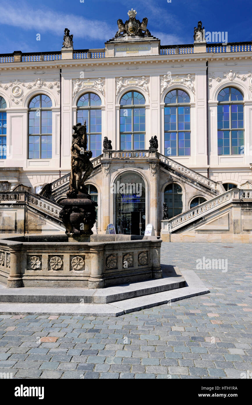Dresda, europa, facciata, frauenkirche, germania, persone, punto di riferimento, punto di riferimento nazionale, vecchio, ornato, foto Kazimierz Jurewicz, Foto Stock