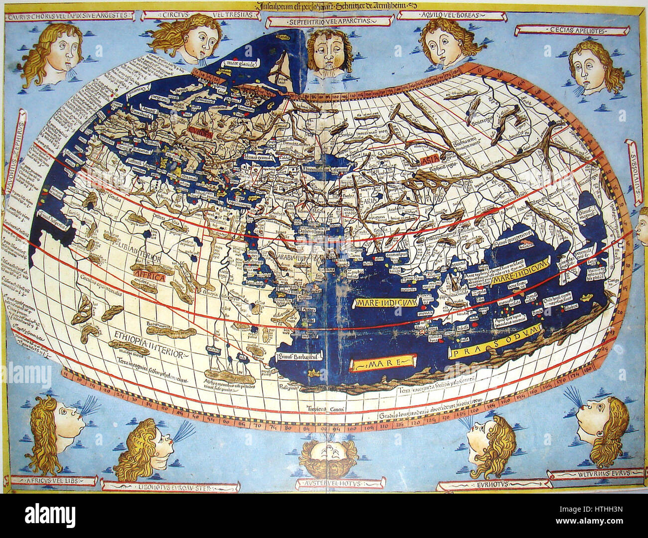 La mappa tolemaica è una rappresentazione del mondo conosciuto basata sull'opera dell'antico geografo greco Tolomeo. Riflette la comprensione della geografia durante l'Impero Romano, con particolare attenzione alla regione mediterranea. Foto Stock