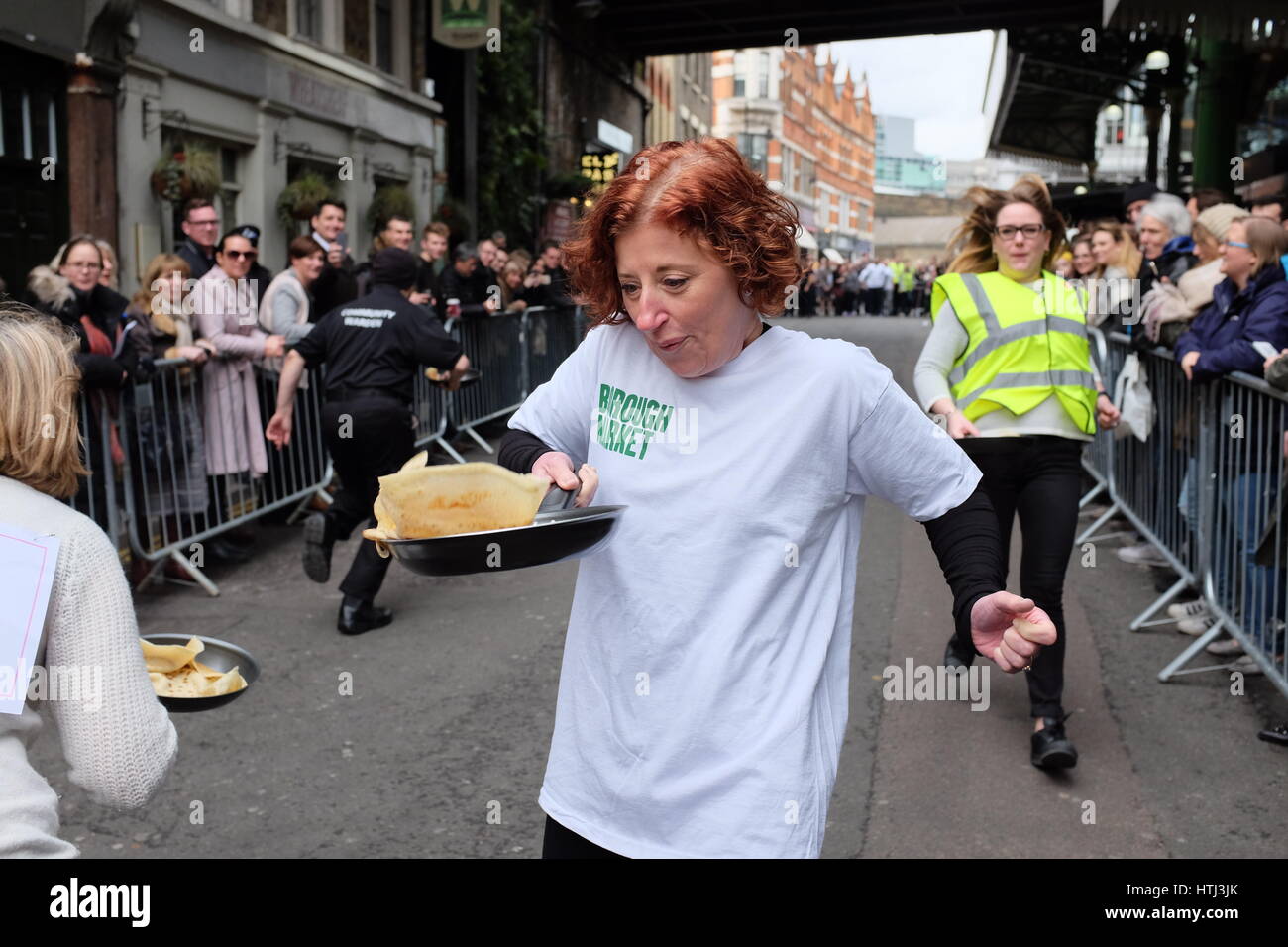 Pancake day celebrazione di gara Foto Stock