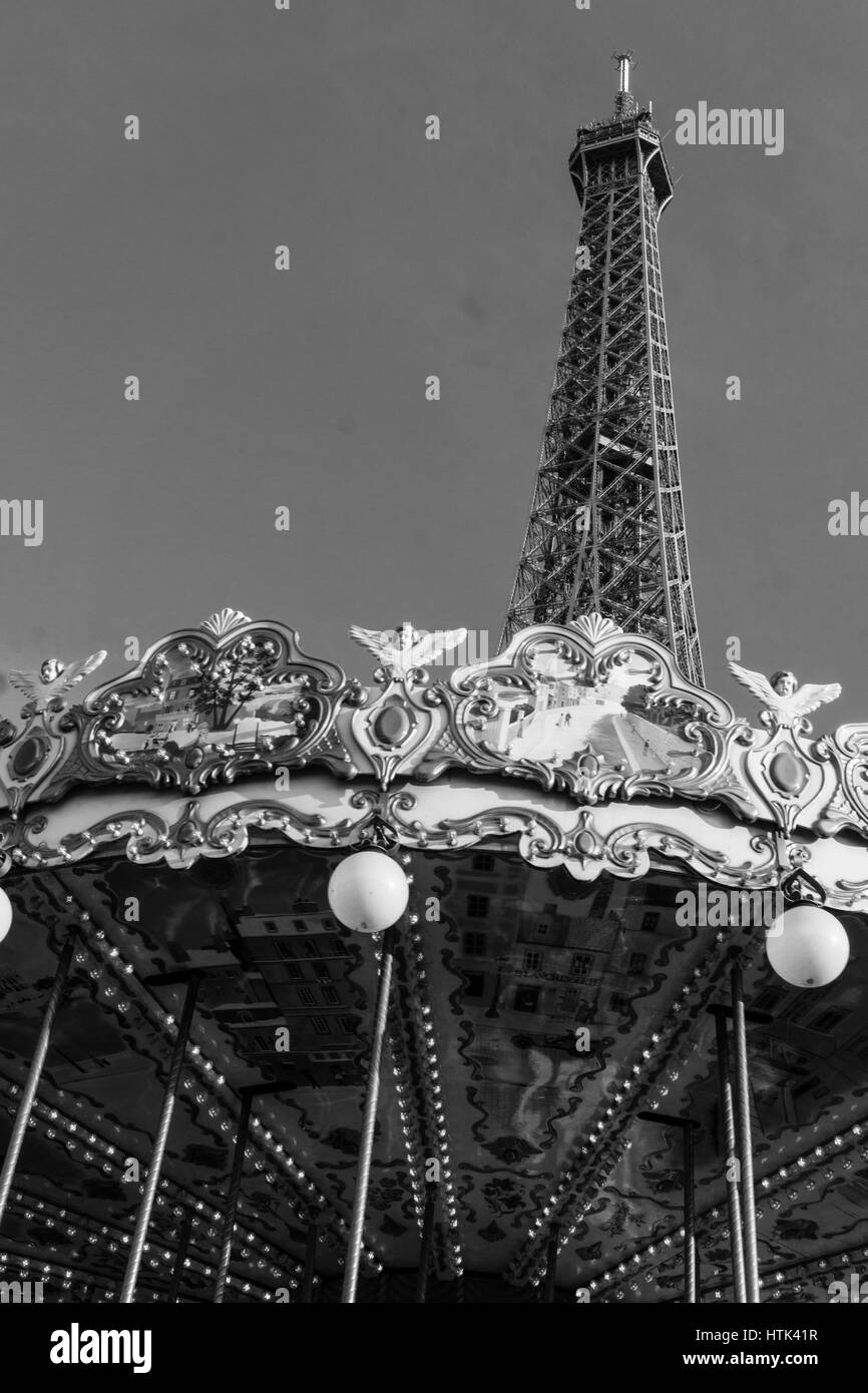 Torre Eiffel (1887-1889) a Parigi, Francia. Foto Stock