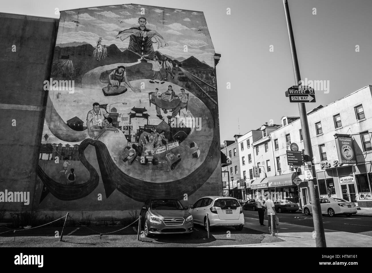 La storia di Chinatown murale, da Arturo Ho, decimo e strade invernali, Chinatown, Philadelphia, Pennsylvania, STATI UNITI D'AMERICA Foto Stock