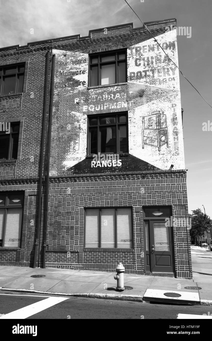 Trenton Cina ceramiche, attrezzature ristorante store, vecchio stile di pubblicità su mattone, 2° e Arco di strade, Philadelphia, Pennsylvania, STATI UNITI D'AMERICA Foto Stock