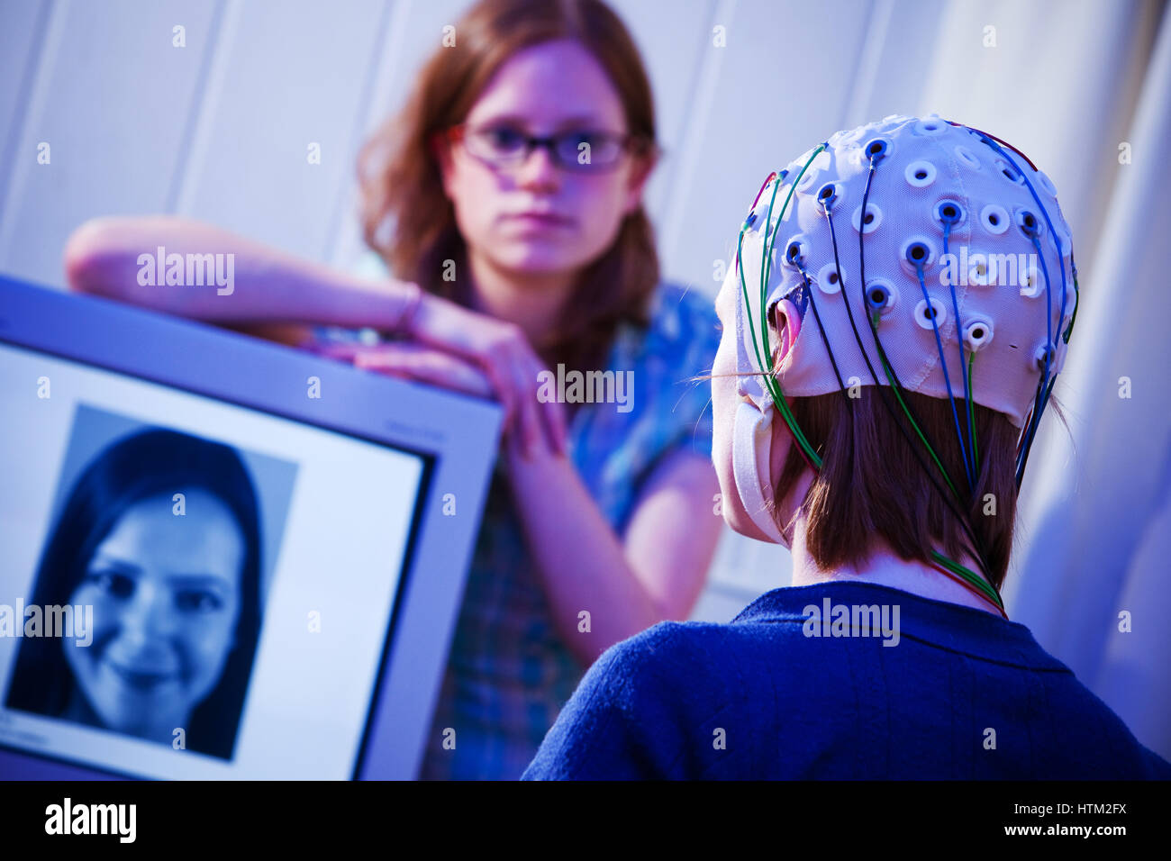 Esperimenti medici e di ricerca presso università di Cardiff Scuola di psicologia, Cardiff Wales, Regno Unito Foto Stock