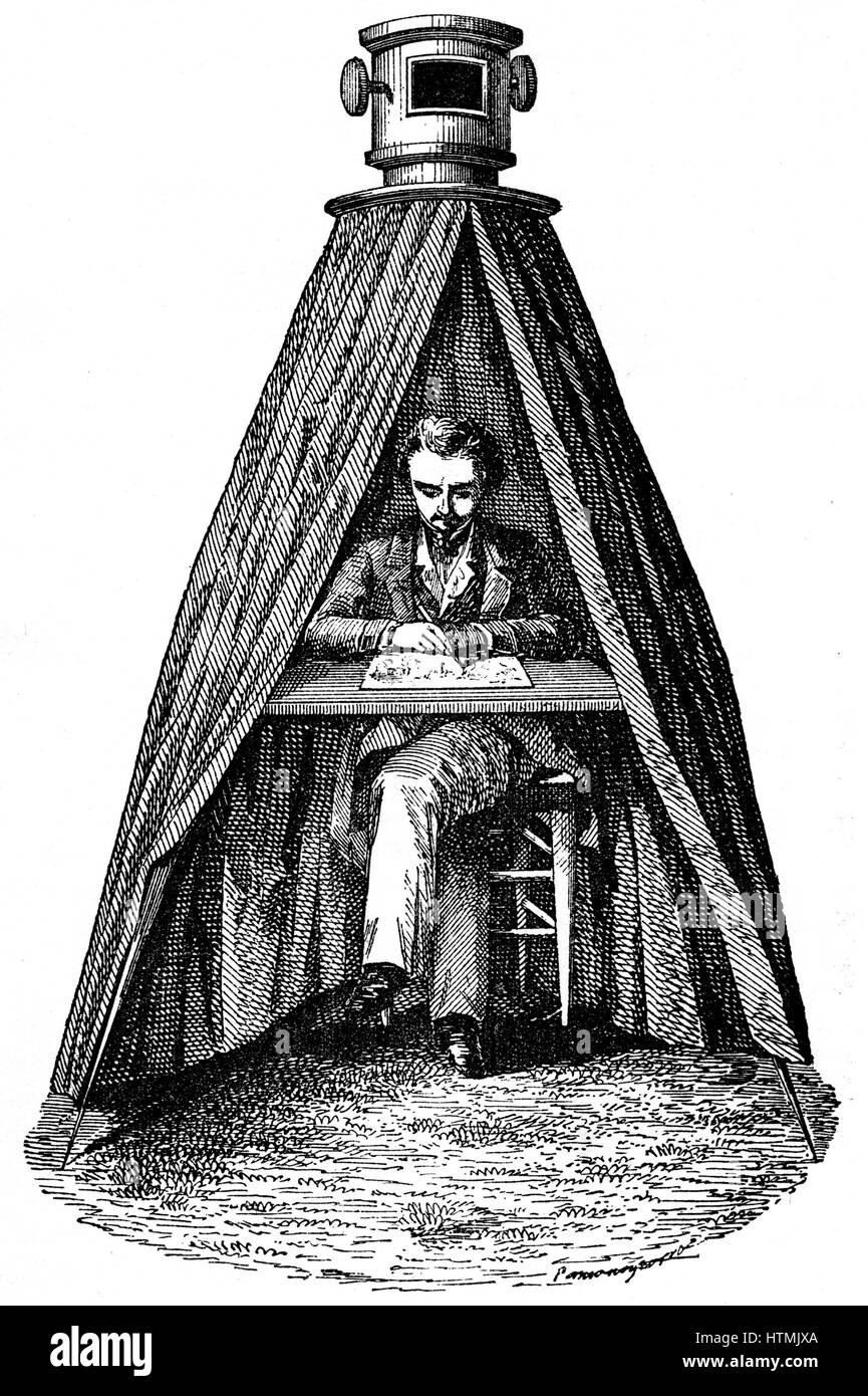 Disegnando un paesaggio utilizzando una camera oscura portatile nella forma di una tenda. Da Dionigi Lardner 'il Museo della Scienza e dell'arte", London, 1855 Foto Stock