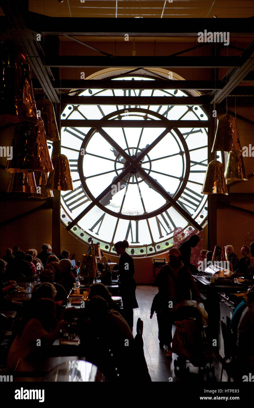 Dentro l'orologio al Musee d'Orsay, Parigi. Foto Stock