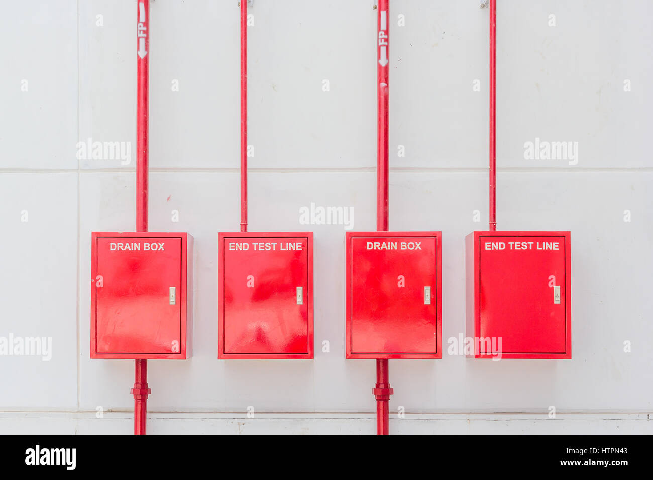 Vista del sistema di allarme antincendio controllo pannello di combattimento su nuovo edificio factory Foto Stock