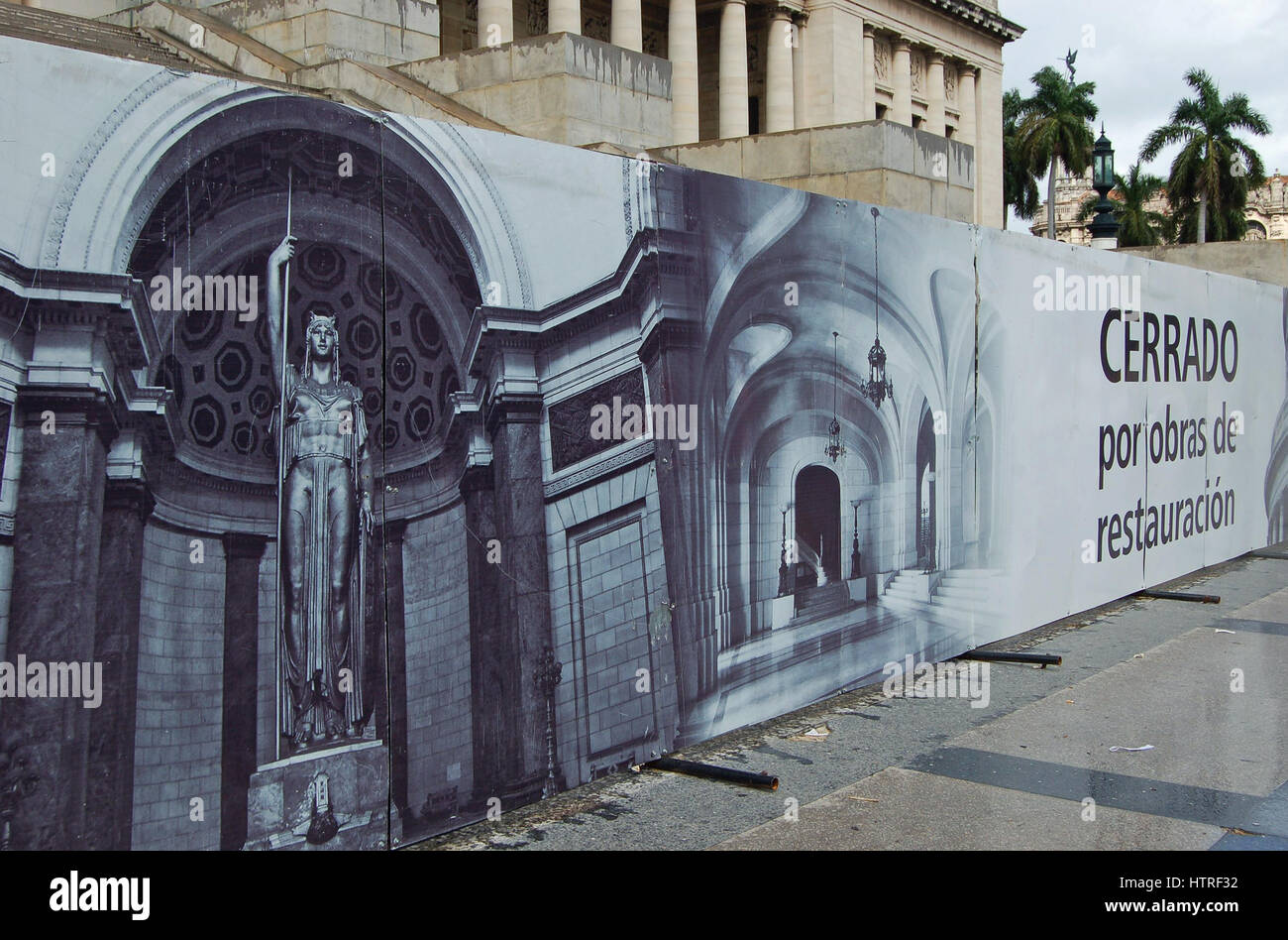 National Capitol Building, dettaglio della barriera durante i restauri, Havana, Cuba Foto Stock
