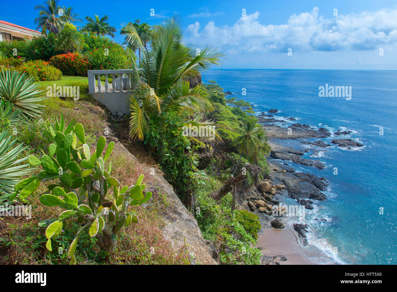 La costa vicino a Tambor nella penisola di Nicoya Foto Stock