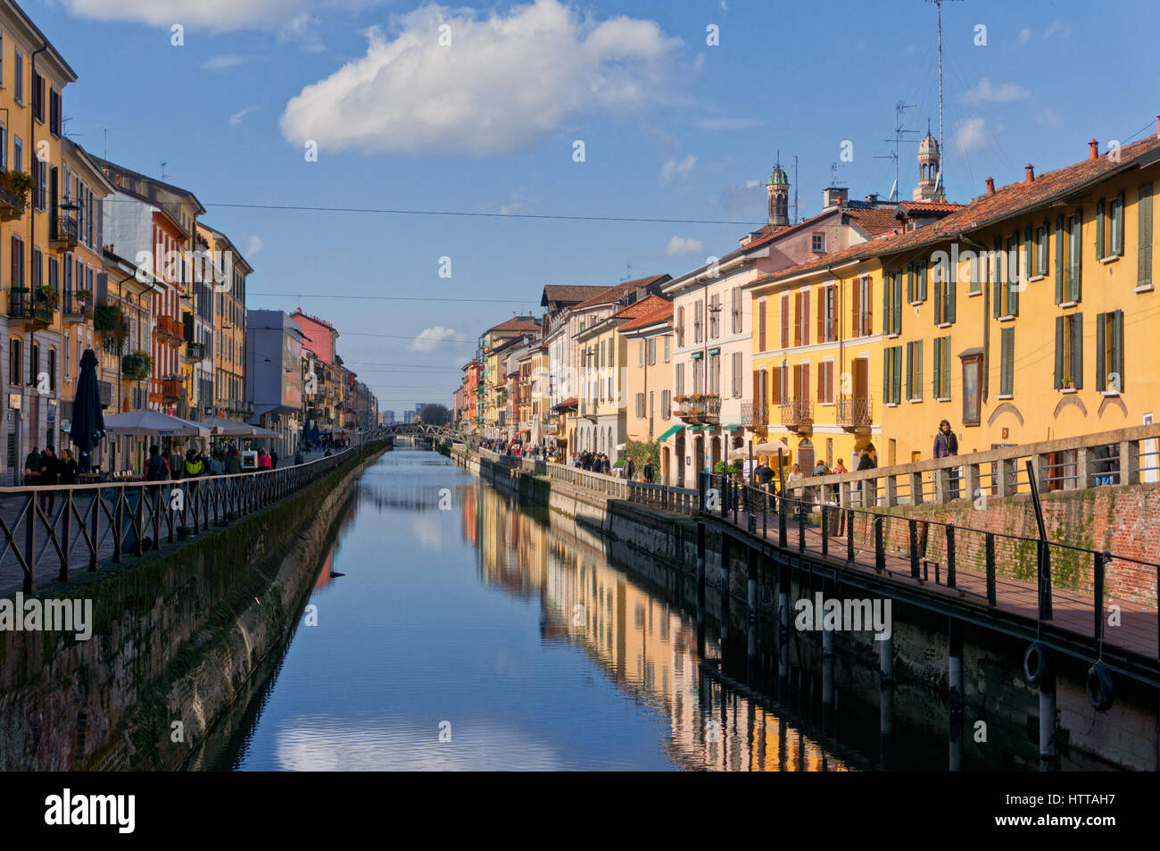 Naviglio Grande e Nubi, Milano, Italia Foto Stock