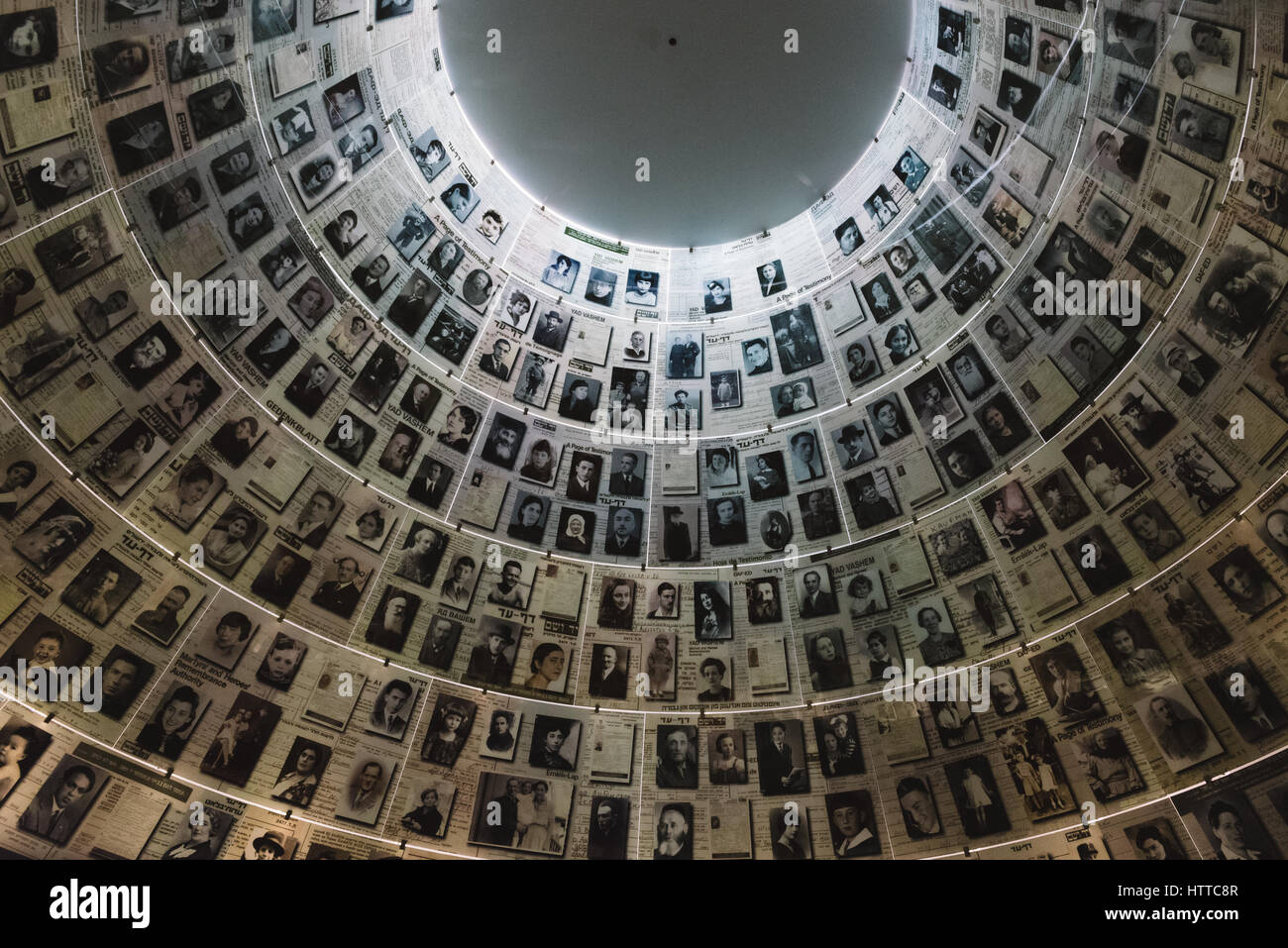 Hall di nomi a Yad Vashem - il memoriale dell'Olocausto a Gerusalemme, Israele Foto Stock