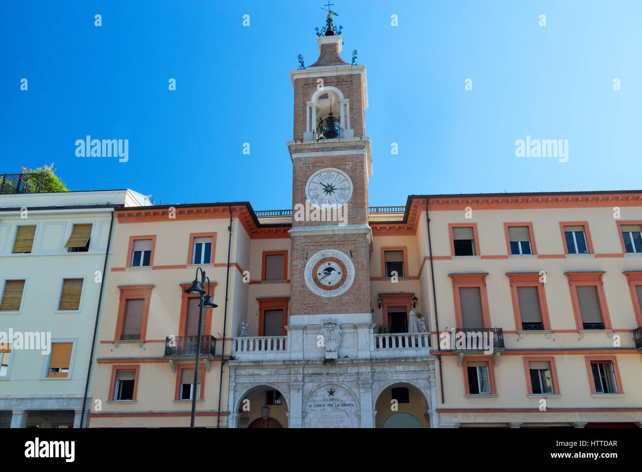 Torre dell'orologio di piazza Martiri a Rimini Italia Foto Stock