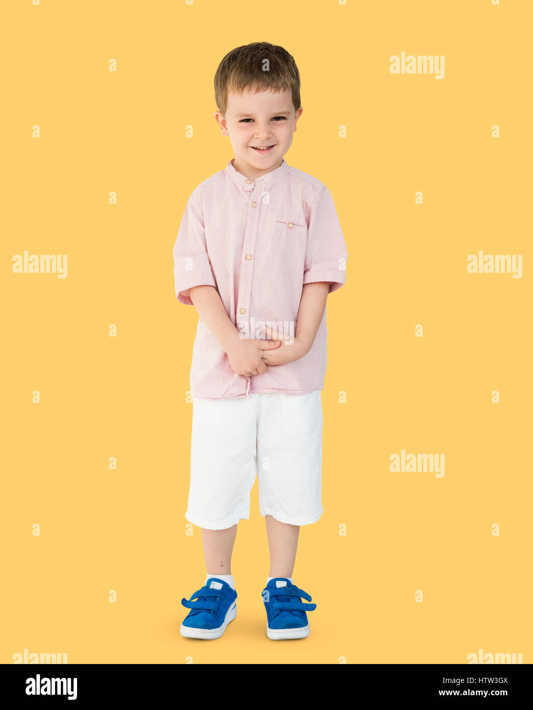 Caucasian Little Boy sorriso felice adorabili Foto Stock