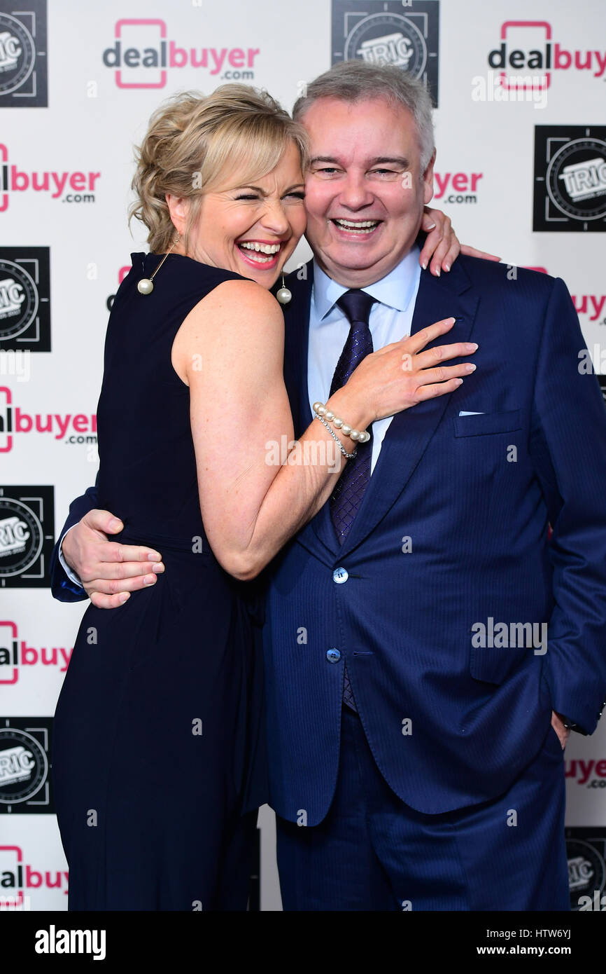 Eamonn Holmes e Carol Kirkwood frequentando il 2017 la televisione e la Radio Industries Club Awards, Grosvenor House, Park Lane a Londra. Stampa foto di associazione. Picture Data: martedì 14 marzo 2017. Vedere PA Storia SHOWBIZ Tric. Foto di credito dovrebbe leggere: Ian West/PA FILO Foto Stock