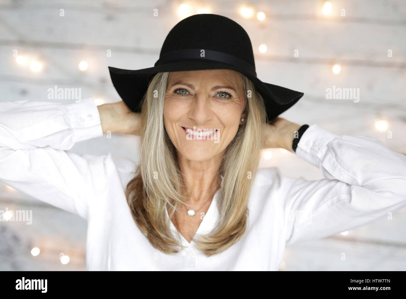 Ritratto di una donna di mezza età Foto Stock