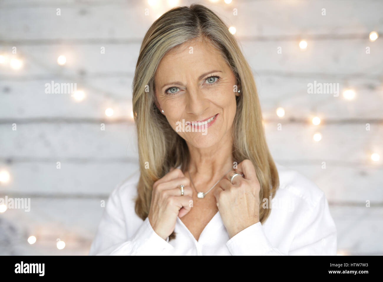 Ritratto di una donna di mezza età Foto Stock