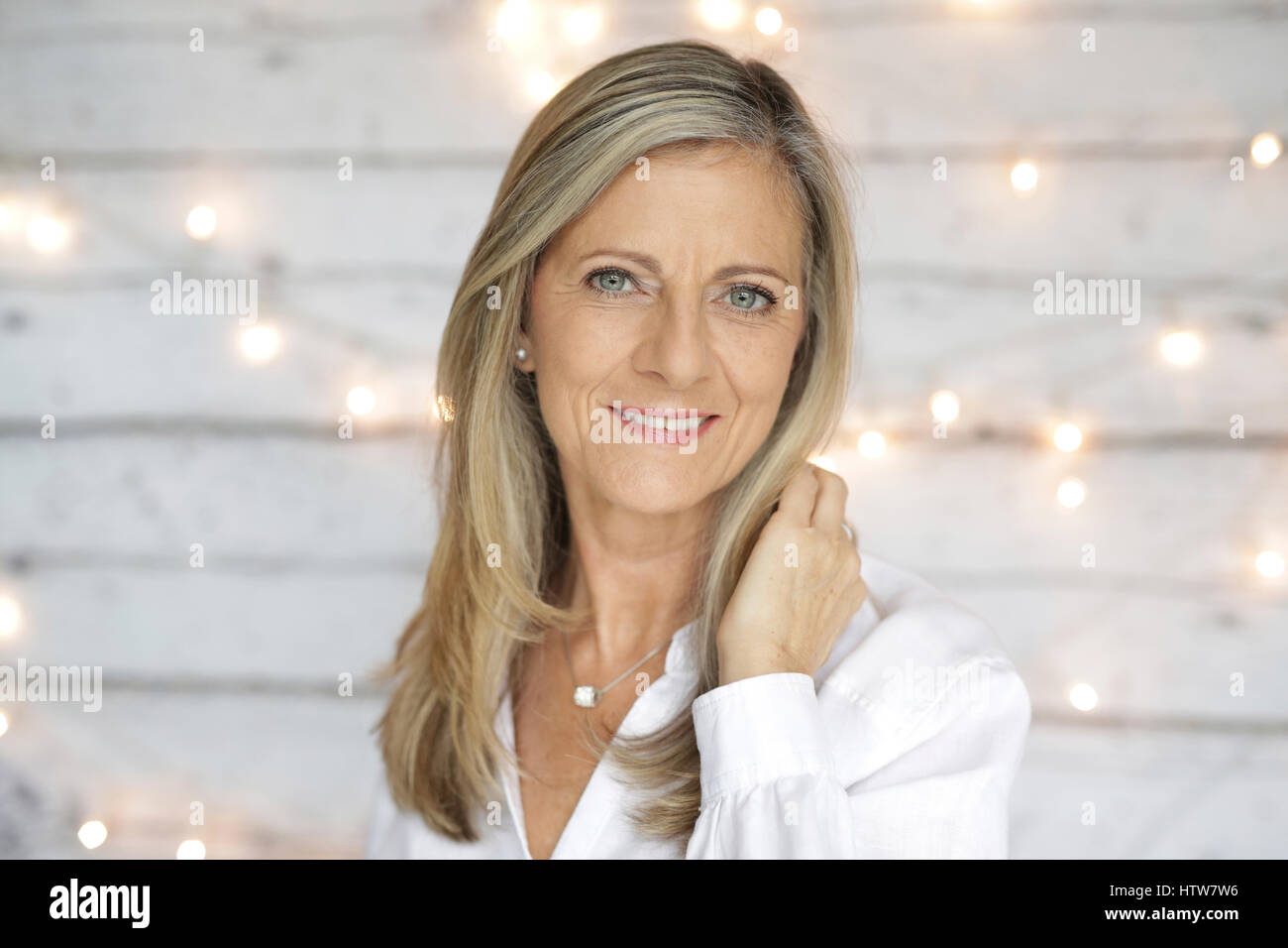 Ritratto di una donna di mezza età Foto Stock