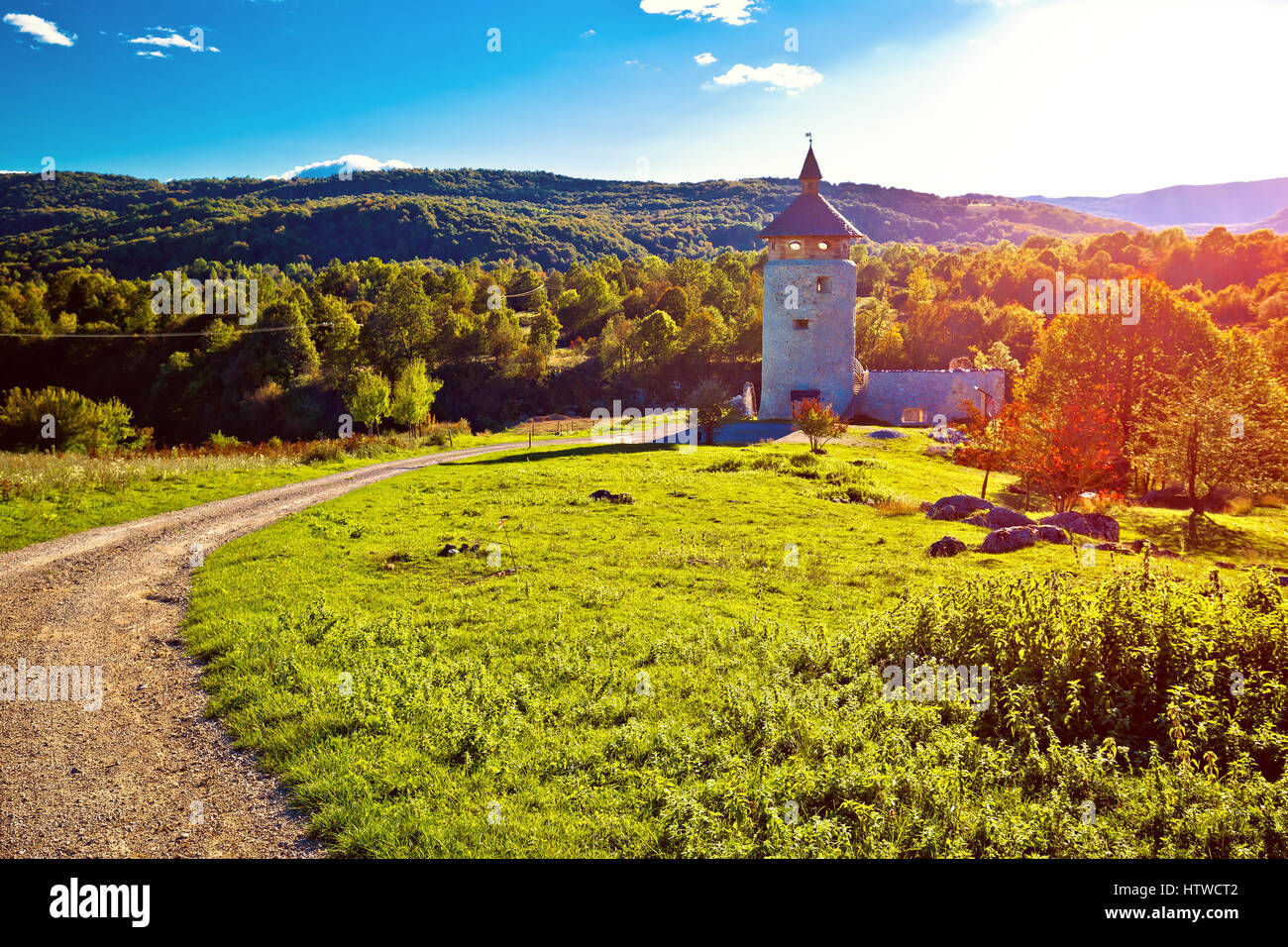 Vecchio Dreznik Grad rovine della città di fiume Korana, canyon, il parco nazionale dei laghi di Plitvice di Croazia Foto Stock