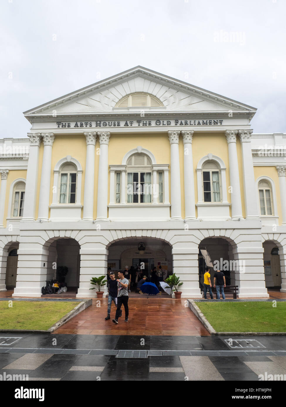 La Casa delle Arti presso il vecchio parlamento, un multi-disciplinare sede delle arti che è precedentemente noto come la vecchia Casa del Parlamento di Singapore. Foto Stock