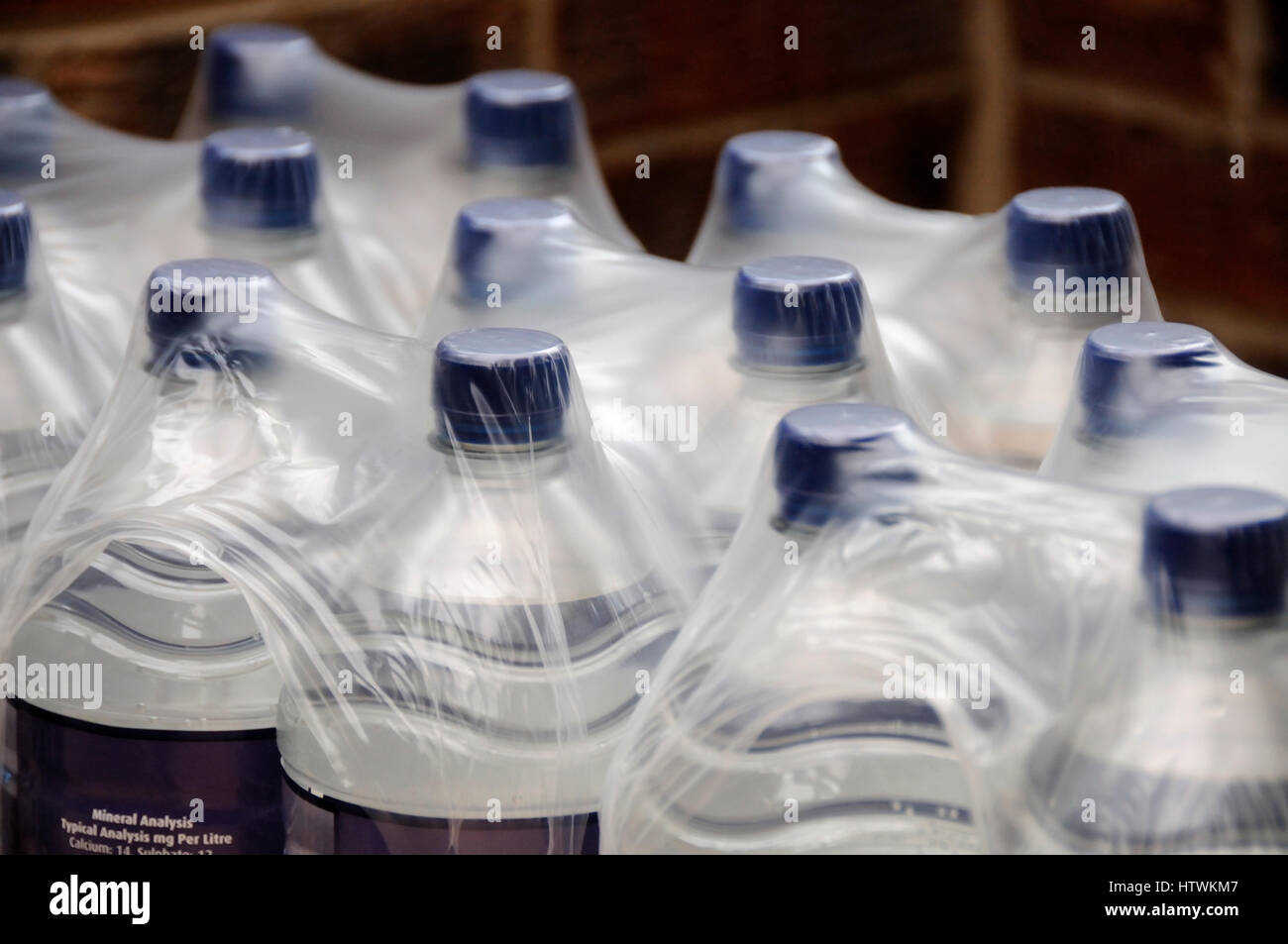 acqua in bottiglia Foto Stock