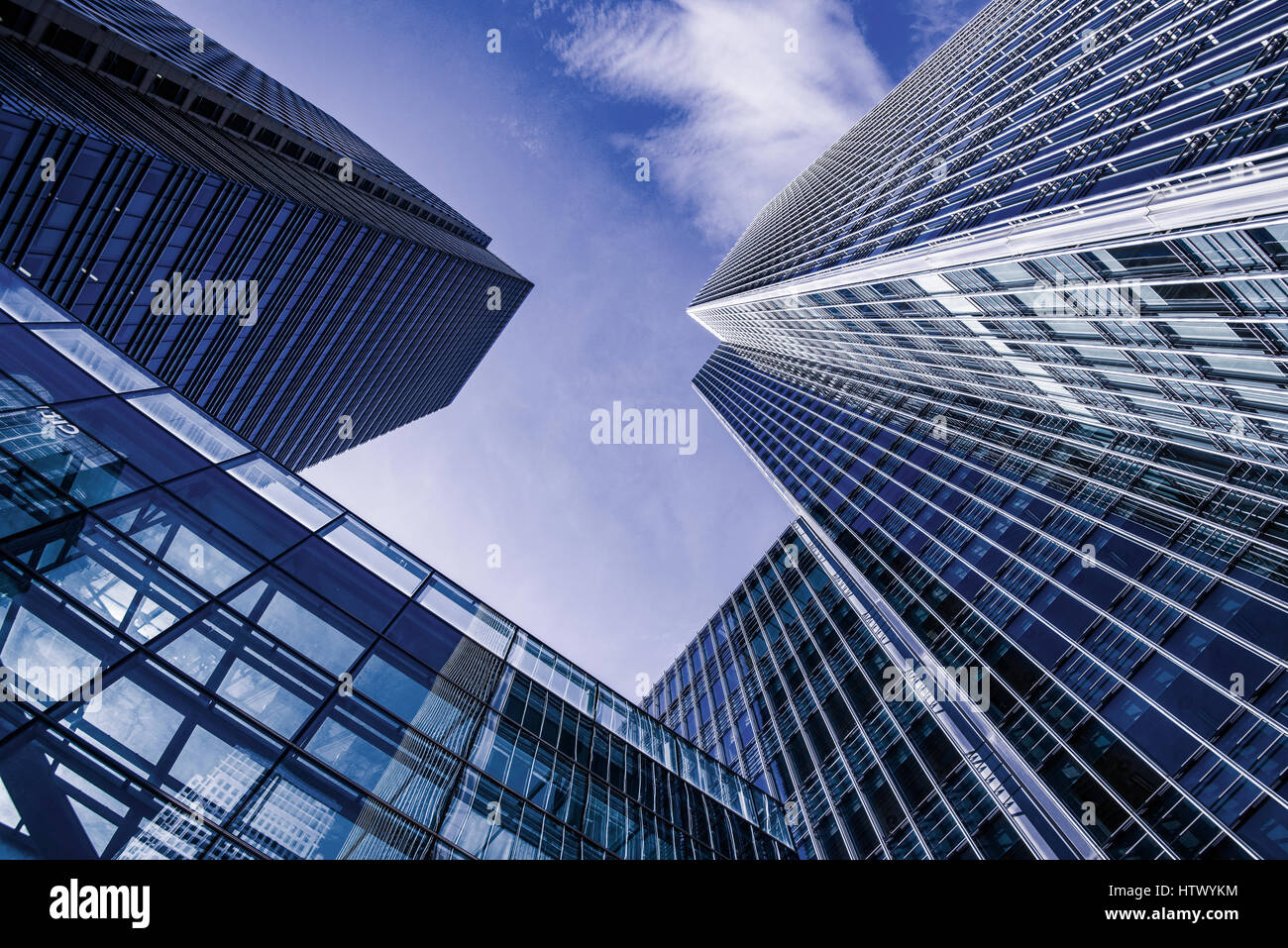 Area Business con grattacieli ed edifici moderni. Foto Stock