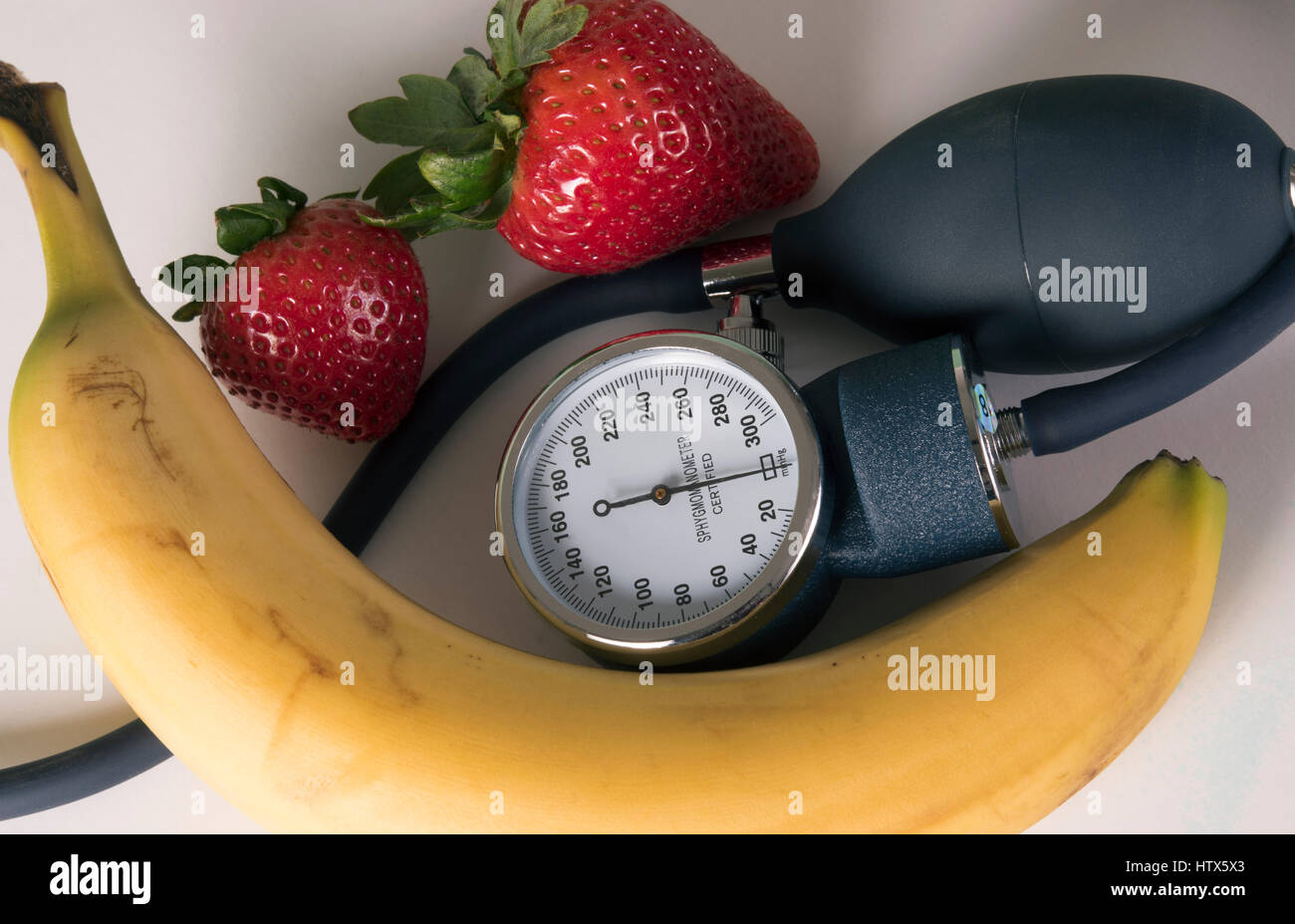 La frutta e la pressione sanguigna Foto Stock