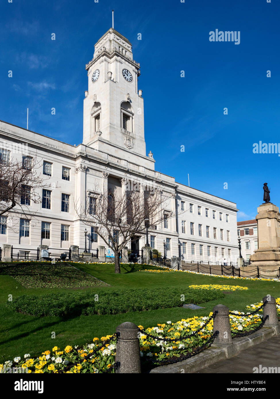 La pietra di Portland municipio edificio a Barnsley in primavera nel South Yorkshire Inghilterra Foto Stock