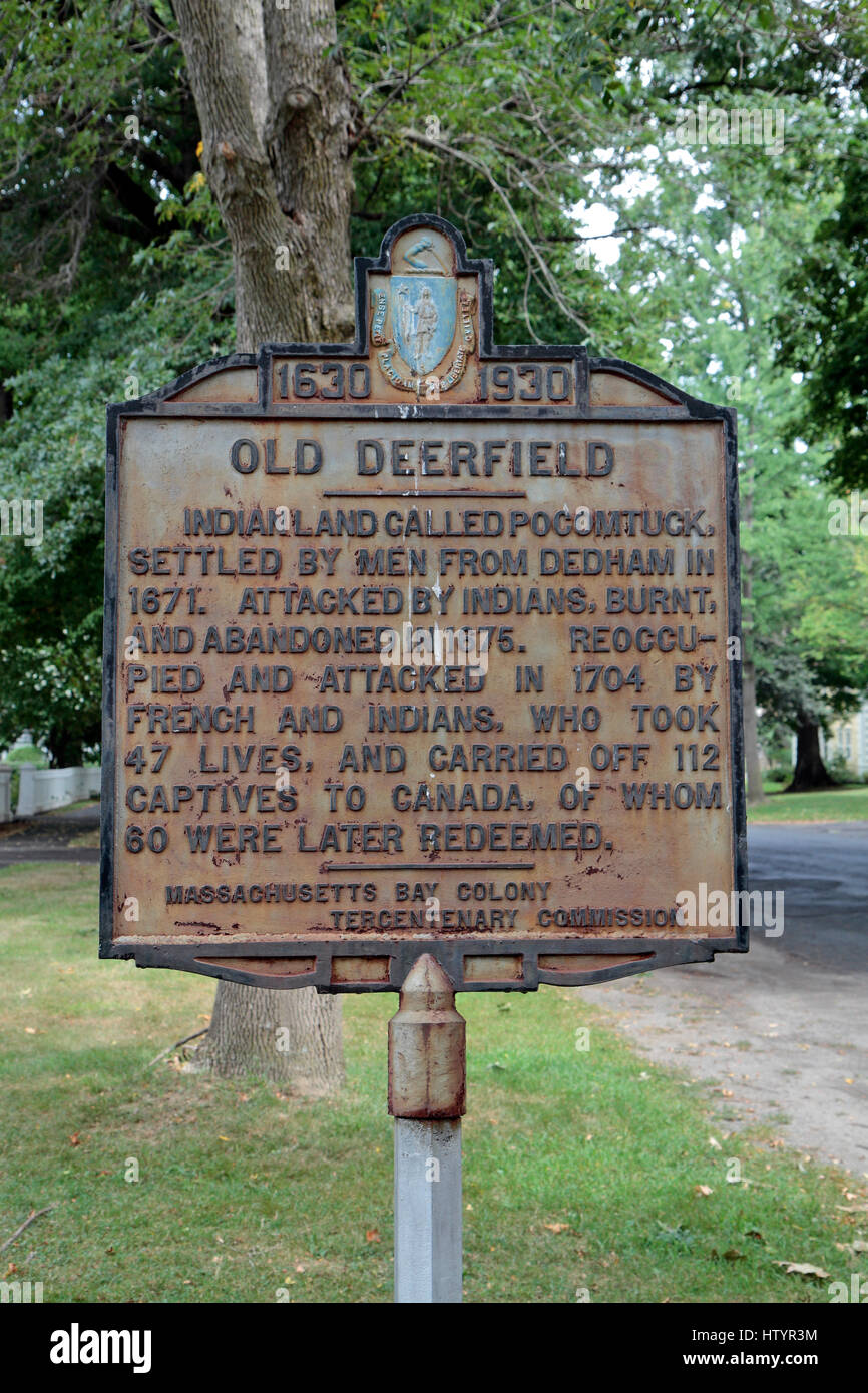 Placca storico dal 1930 nel centro storico di Deerfield, contea di Franklin, Massachusetts, Stati Uniti. Foto Stock