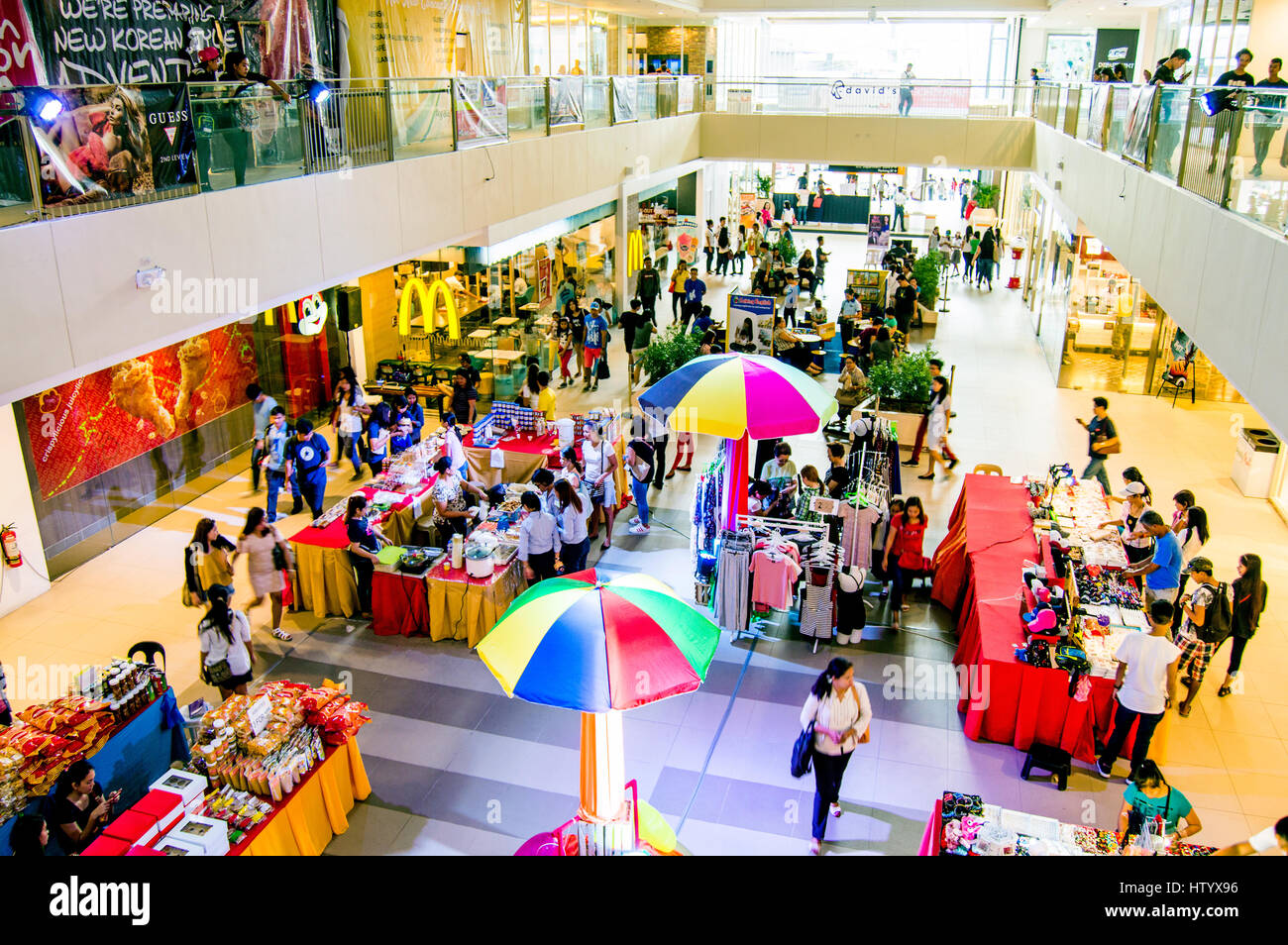 Interno, Ayala centri commerciali, Legazpi City, Filippine Foto Stock
