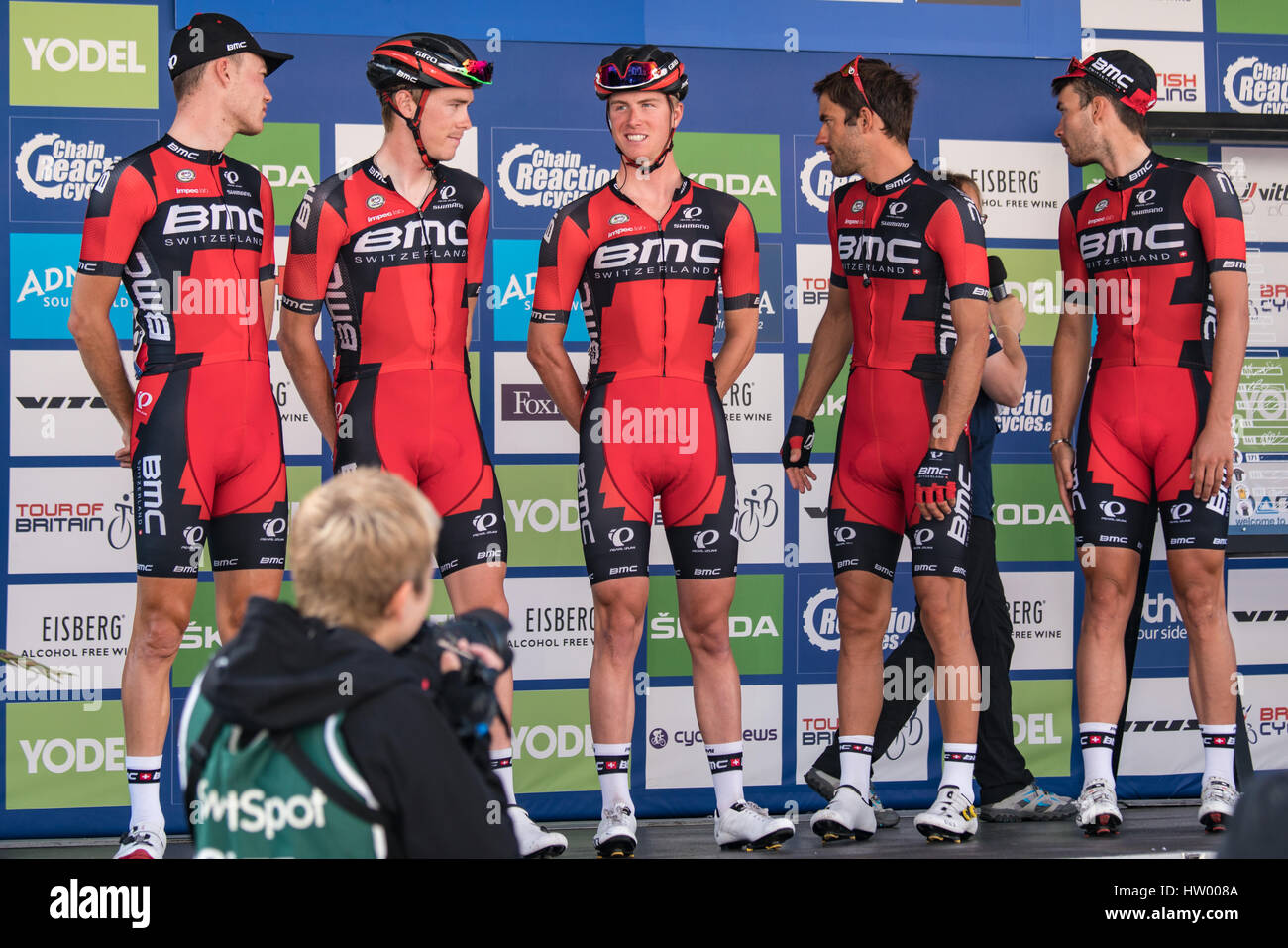 Team BMC Racing allo stadio 4 del tour della Gran Bretagna 2016 in Denbigh Foto Stock