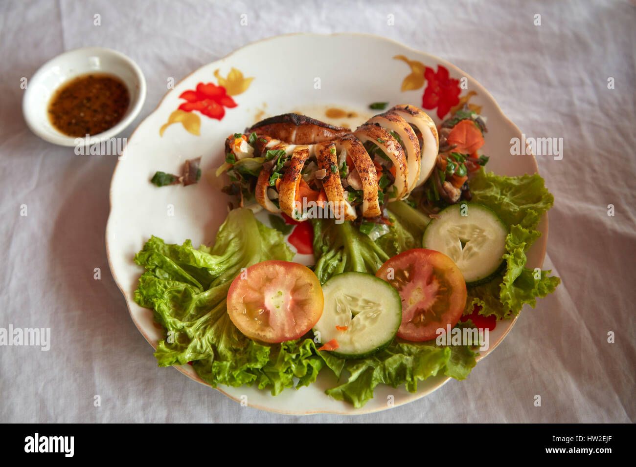 Insalata di calamari, Hoi An (Patrimonio Mondiale dell'UNESCO), Vietnam Foto Stock