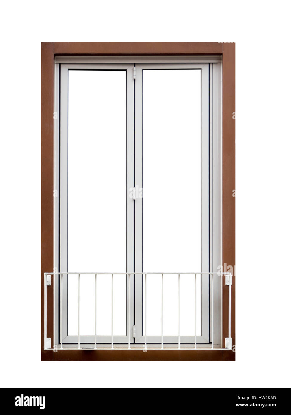 Finestra bianca con telaio in legno, isolato su sfondo bianco Foto Stock