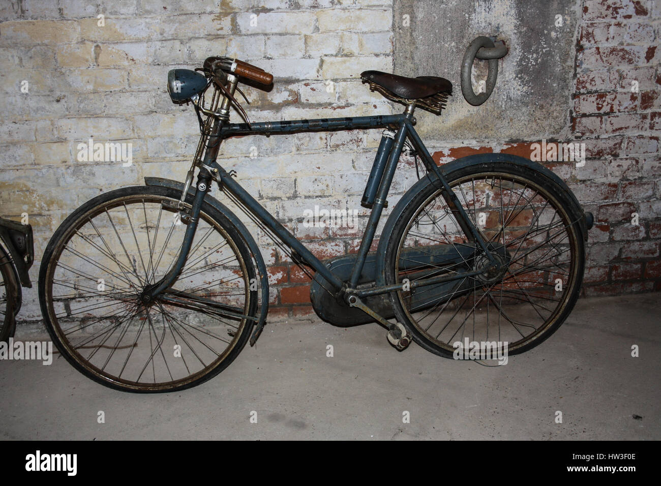 Weathered vecchia moto Foto Stock