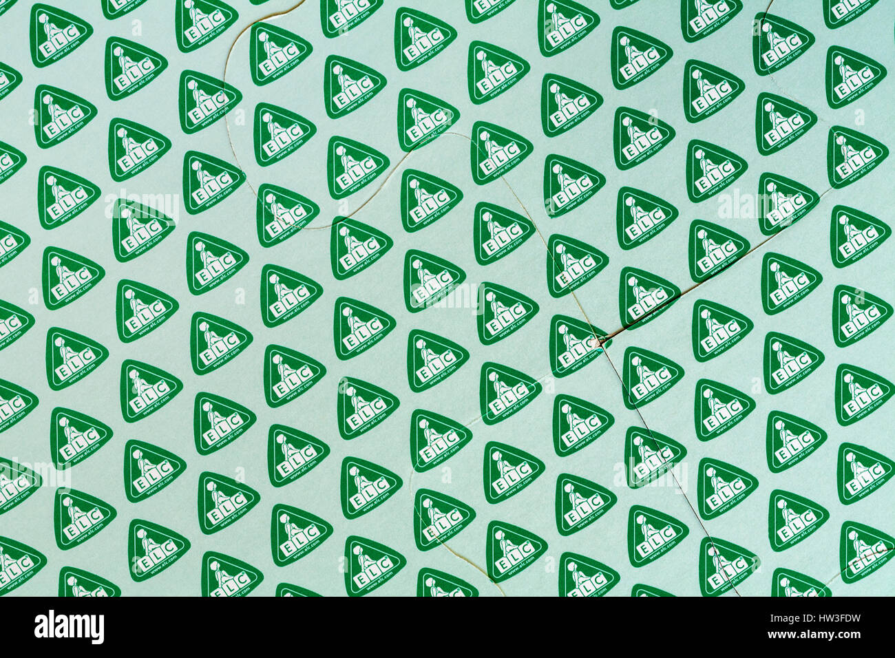 Inversione di ELC toccare e sentire zoo puzzle jigsaw puzzle mostrando pezzi con il sistema ELC (Early Learning Centre) sul retro Foto Stock