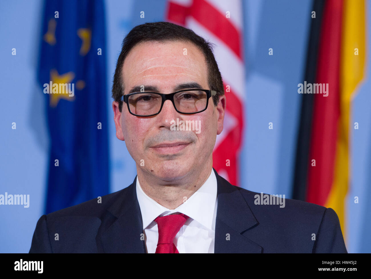 Berlino, Germania. 16 Mar, 2017. L'Americano il ministro delle finanze Steven Mnuchin ad una conferenza stampa congiunta del tedesco e noi ministri delle finanze a Berlino, Germania, 16 marzo 2017. Foto: Soeren Stache/dpa/Alamy Live News Foto Stock